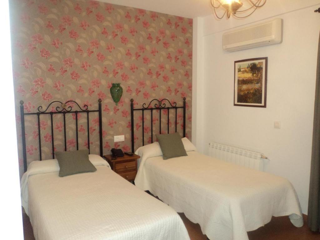 Hotel San Julian Burunchel ห้อง รูปภาพ