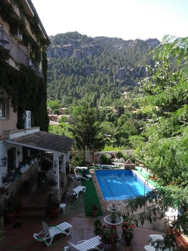 Hotel San Julian Burunchel ภายนอก รูปภาพ